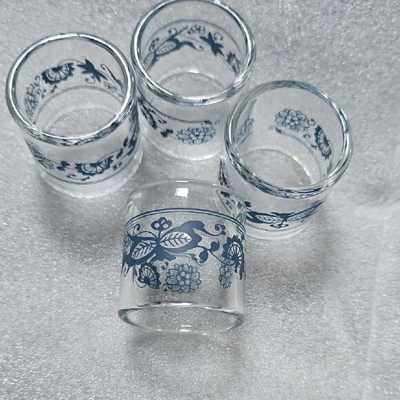 Vintage Pyrex 'Old Town Blue' Compatibles Glass Napkin Ring Set - Set Of Four - Picture 1 of 1